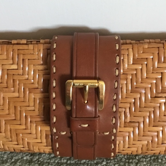 Micheal kors woven clutch